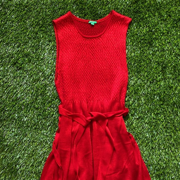 Benetton ♥️ Cute red dress. Classic everywhere ♥️ - Picture 2 of 12